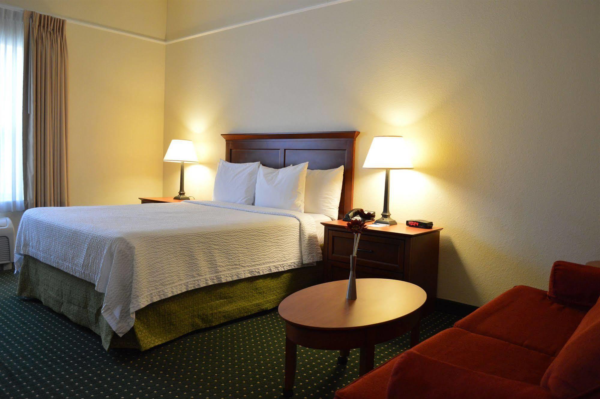 Towneplace Suites Стаффорд Екстер'єр фото